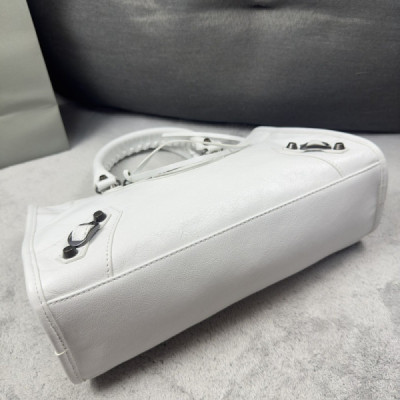 Balenciag Women’s Le City Bag in Optic White-30*20*11CM