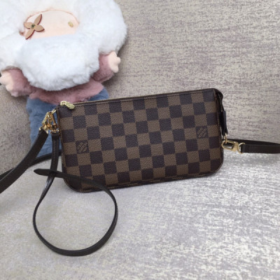 Louis Vuitton Pochette Accessoires-24x14x4CM