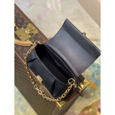 Louis Vuitton Favorite M45819-24 x 14 x 9CM