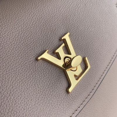 Louis Vuitton Lockme Ever M51395-31*46*17CM