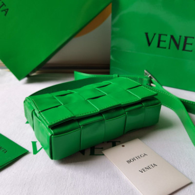 Bottega Veneta Cassette Bag-17.5×10.5×3.5CM