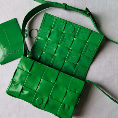 Bottega Veneta Cassette Bag-17.5×10.5×3.5CM