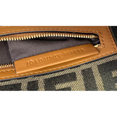 Fendi Medium Baguette Bag-26x15x4CM