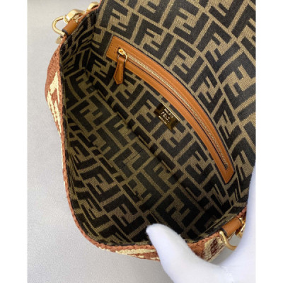 Fendi Medium Baguette Bag-26x15x4CM