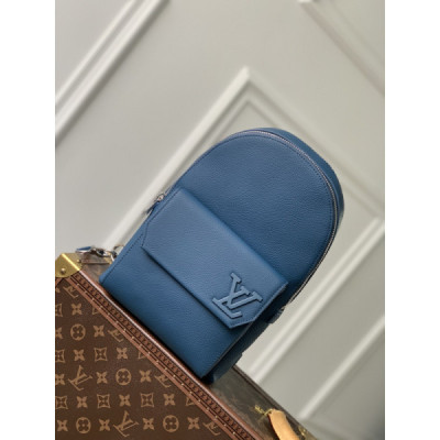Louis Vuitton Pilot Backpack-20.0 x 30.0 x 4CM