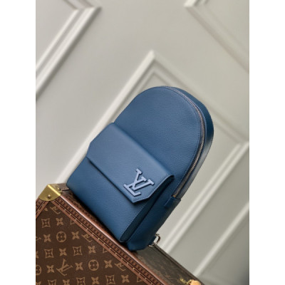 Louis Vuitton Pilot Backpack-20.0 x 30.0 x 4CM
