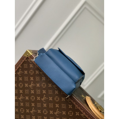 Louis Vuitton Pilot Backpack-20.0 x 30.0 x 4CM