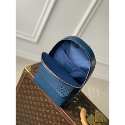 Louis Vuitton Pilot Backpack-20.0 x 30.0 x 4CM