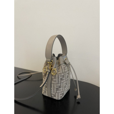 Fendi Mini Mon Tresor Bag -12x18x10CM