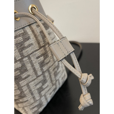 Fendi Mini Mon Tresor Bag -12x18x10CM