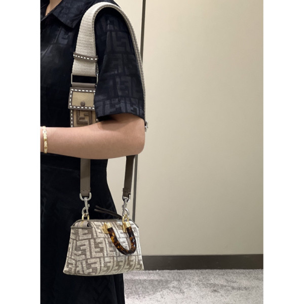 Fendi By The Way Boston-17*8*12CM