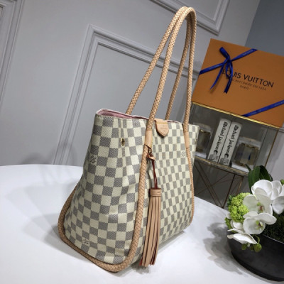 Louis Vuitton Propriaon Handbags-28*18*27CM