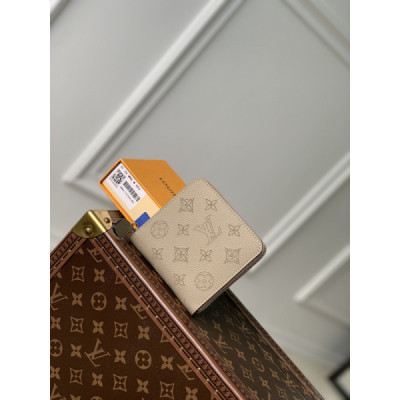 Louis Vuitton Wallet-M81558-11.5 x 10.5 x 2CM