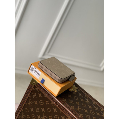 Louis Vuitton Wallet-M81558-11.5 x 10.5 x 2CM